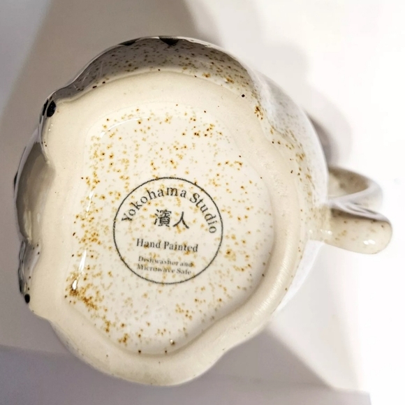 Yokohama Studio Hand Painted Cat Mug Miyabi ~ Ivory Color  w/Light Brown Speckle - Picture 4 of 4